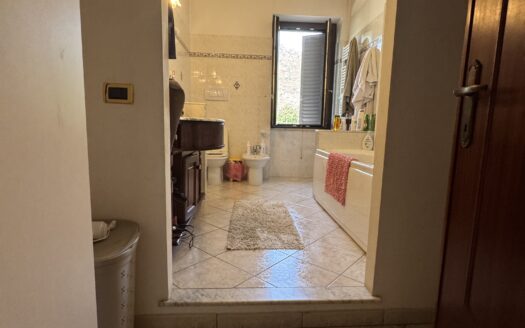 Villa Singola – Monte San Biagio (Via Carro)