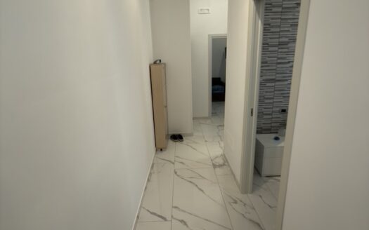 Appartamento entrata indipendente al piano terra