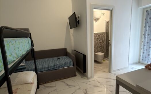 Appartamento entrata indipendente al piano terra