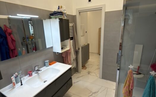 Appartamento entrata indipendente al piano terra