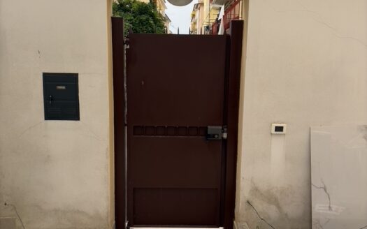 Appartamento entrata indipendente al piano terra