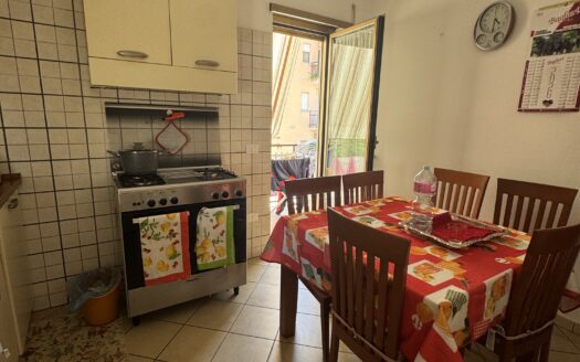 🏡 APPARTAMENTO CON POSTI AUTO A FONDI 🏡
