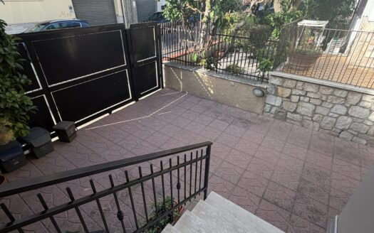 ✨ Una casa unica ed introvabile per posizione e genere nel cuore di Fondi! ✨
