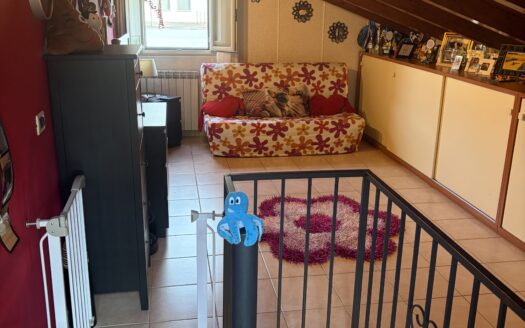 ✨ Una casa unica ed introvabile per posizione e genere nel cuore di Fondi! ✨